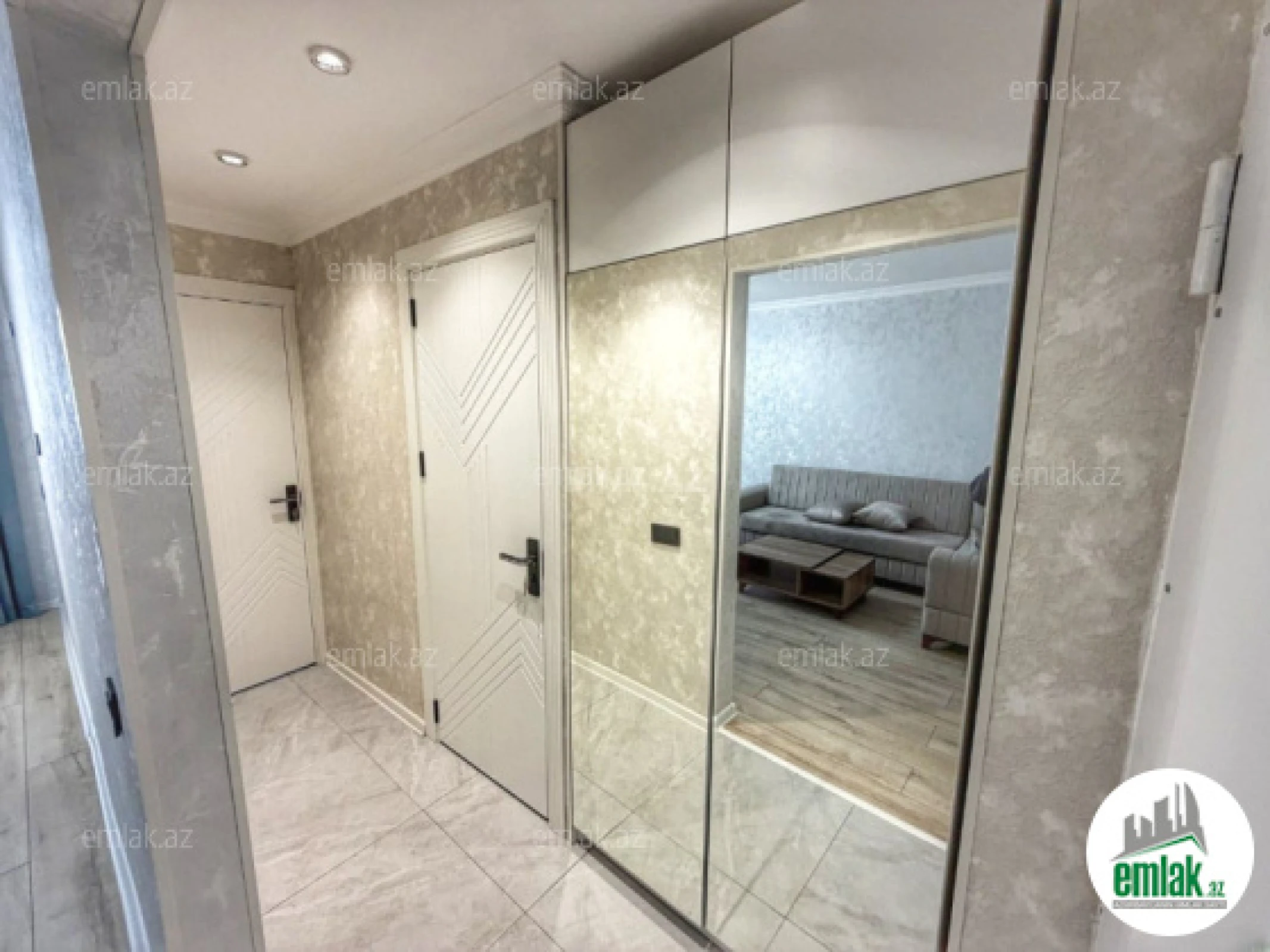 Satılır 2 otaqlı köhnə tikili 40 m²