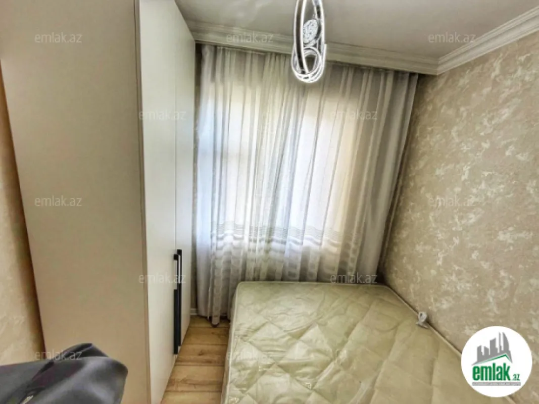 Satılır 2 otaqlı köhnə tikili 40 m²