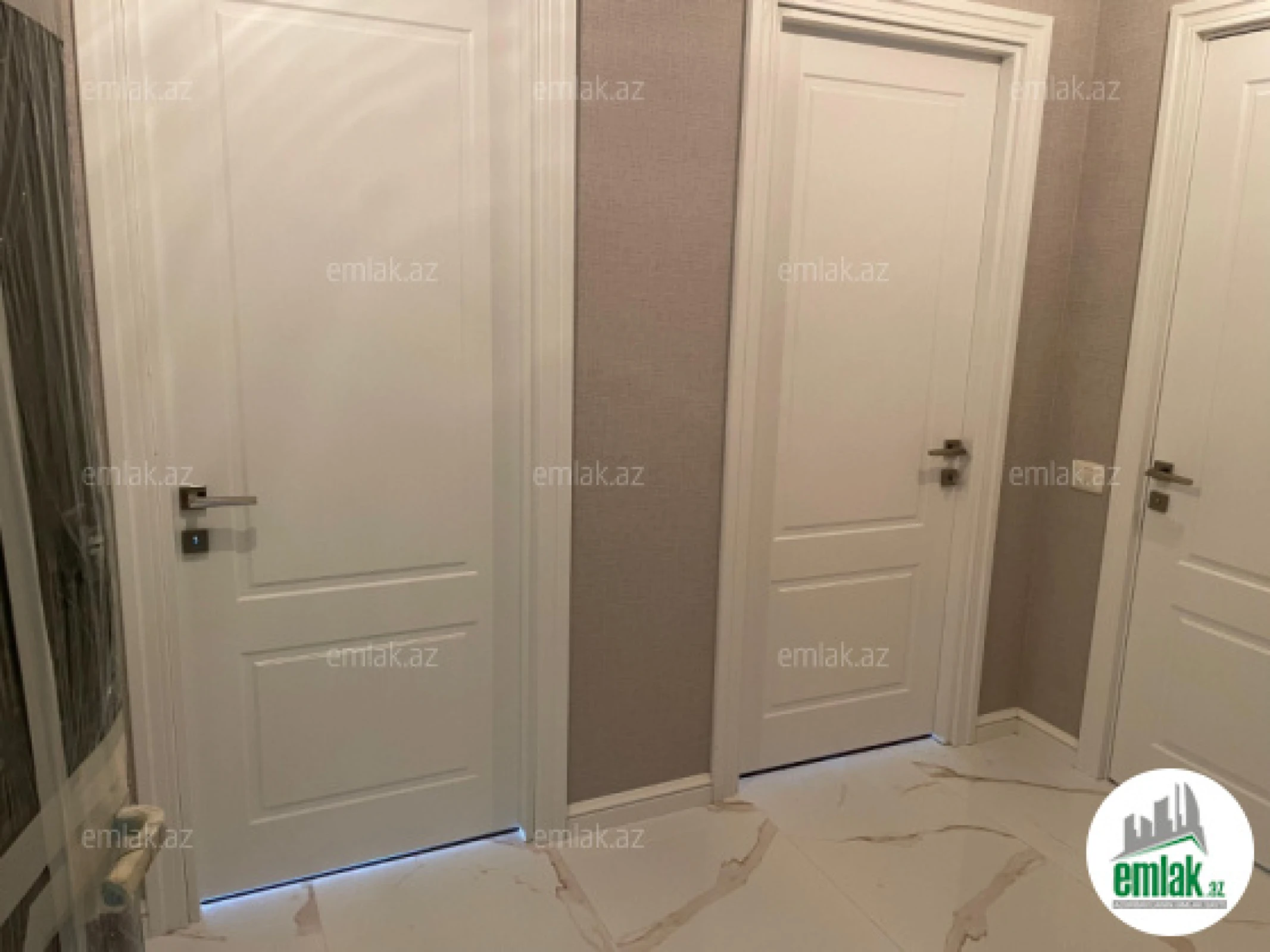 Satılır 3 otaqlı yeni tikili 72 m²