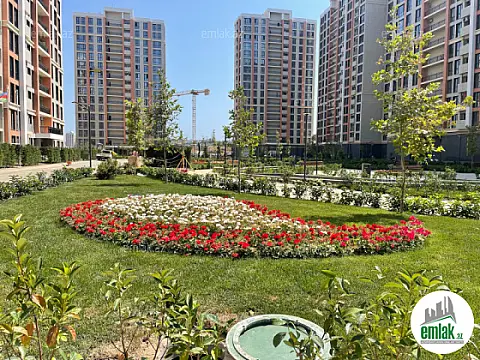 Satılır 3 otaqlı yeni tikili 72 m²