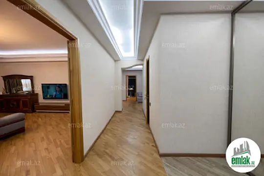 Satılır 3 otaqlı yeni tikili 170 m²