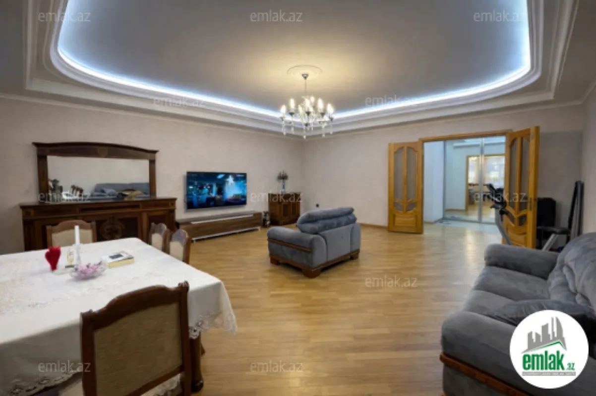 Satılır 3 otaqlı yeni tikili 170 m²