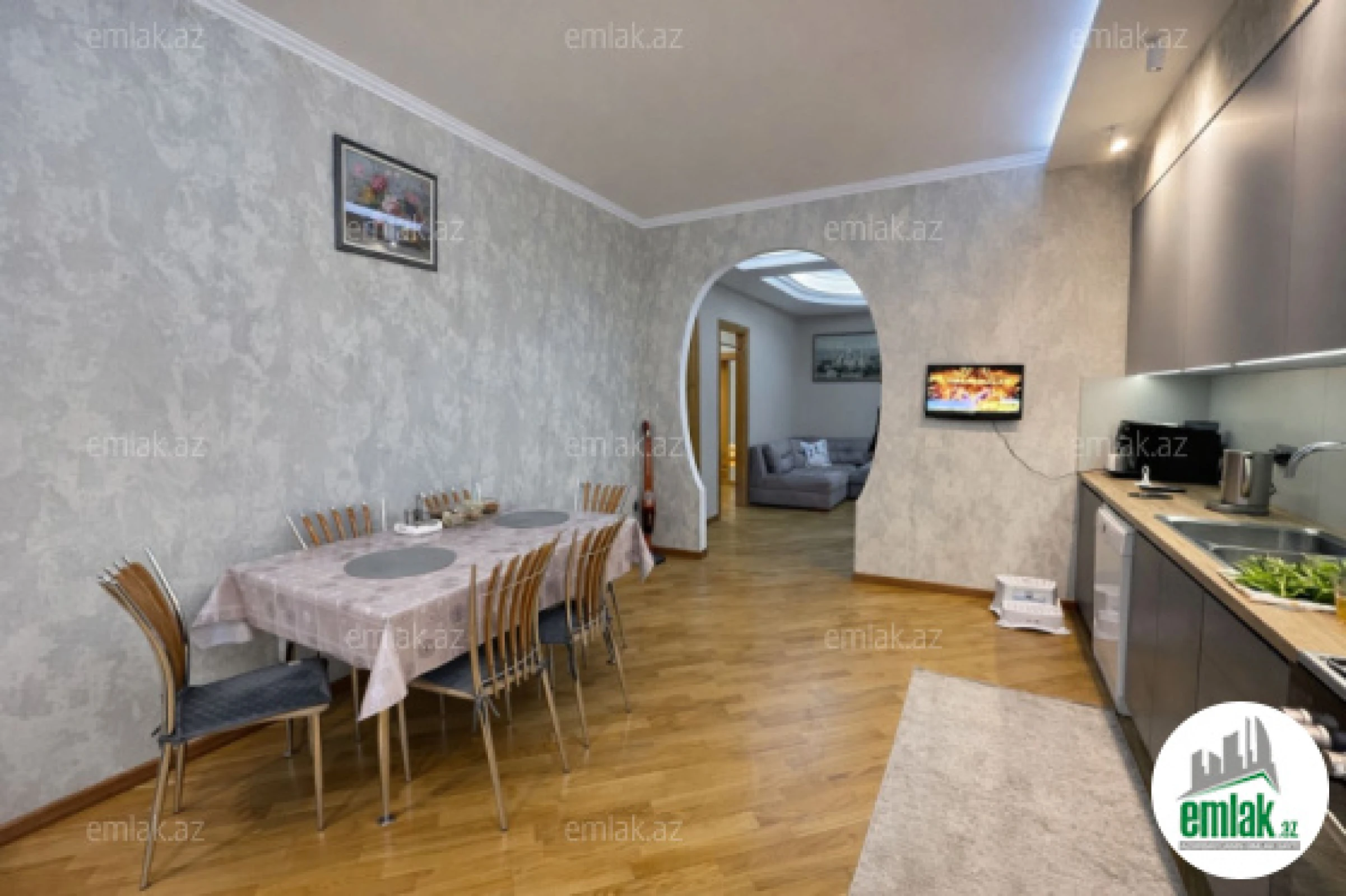 Satılır 3 otaqlı yeni tikili 170 m²