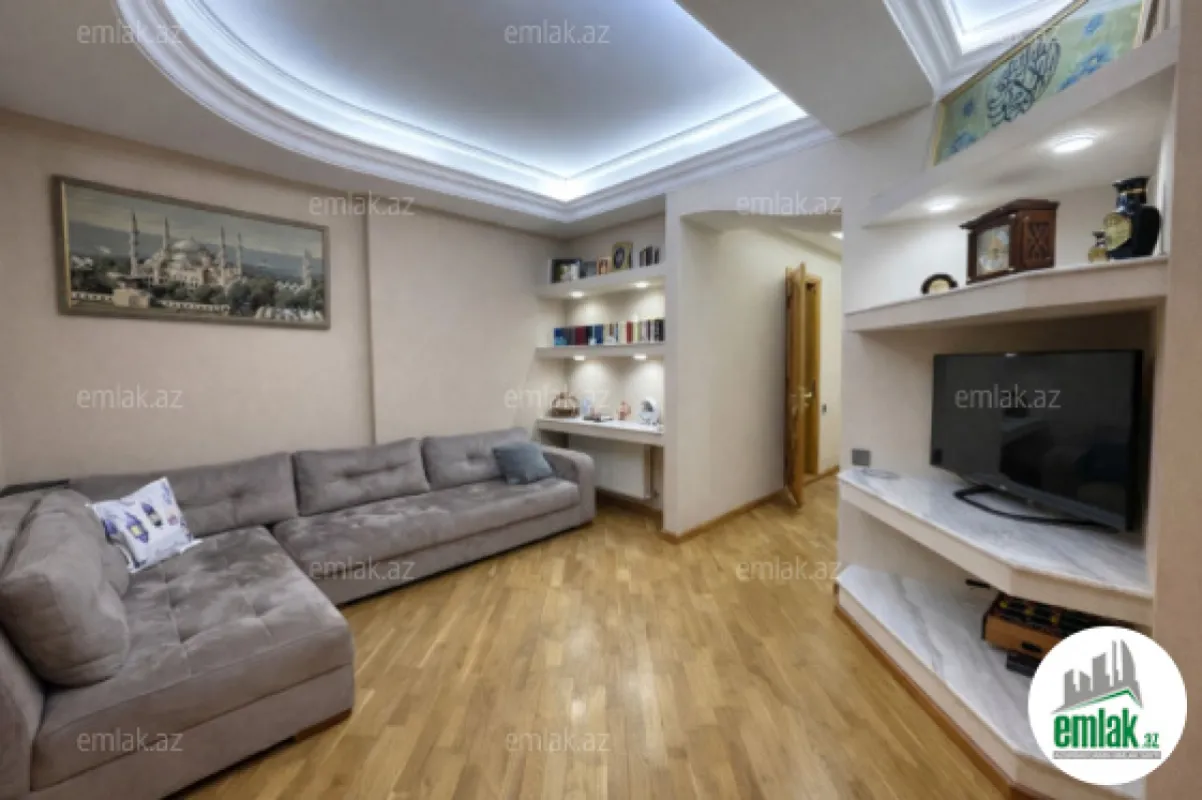 Satılır 3 otaqlı yeni tikili 170 m²