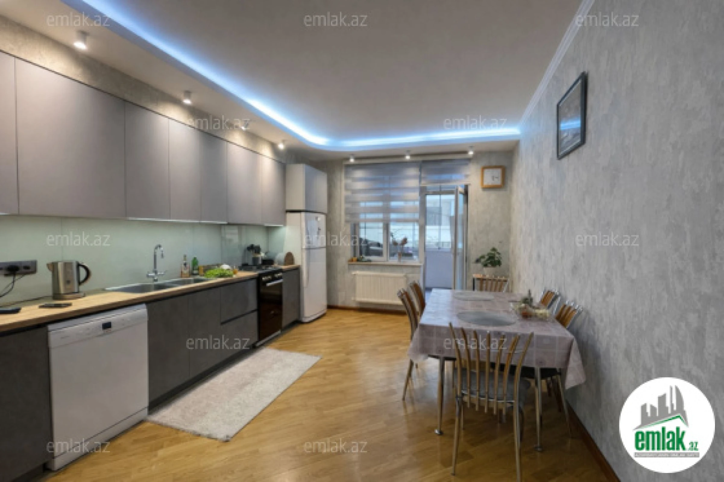 Satılır 3 otaqlı yeni tikili 170 m²