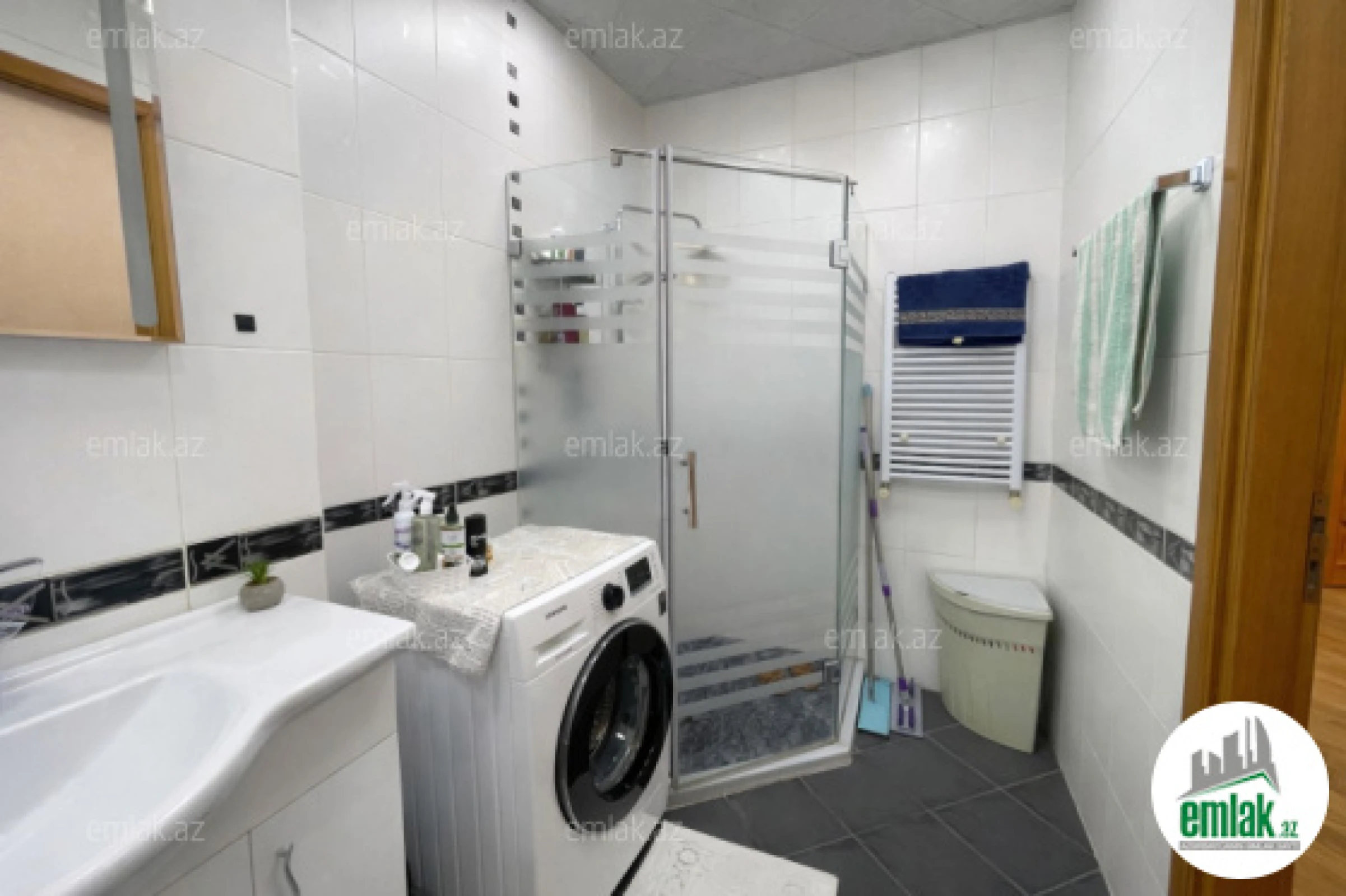 Satılır 3 otaqlı yeni tikili 170 m²