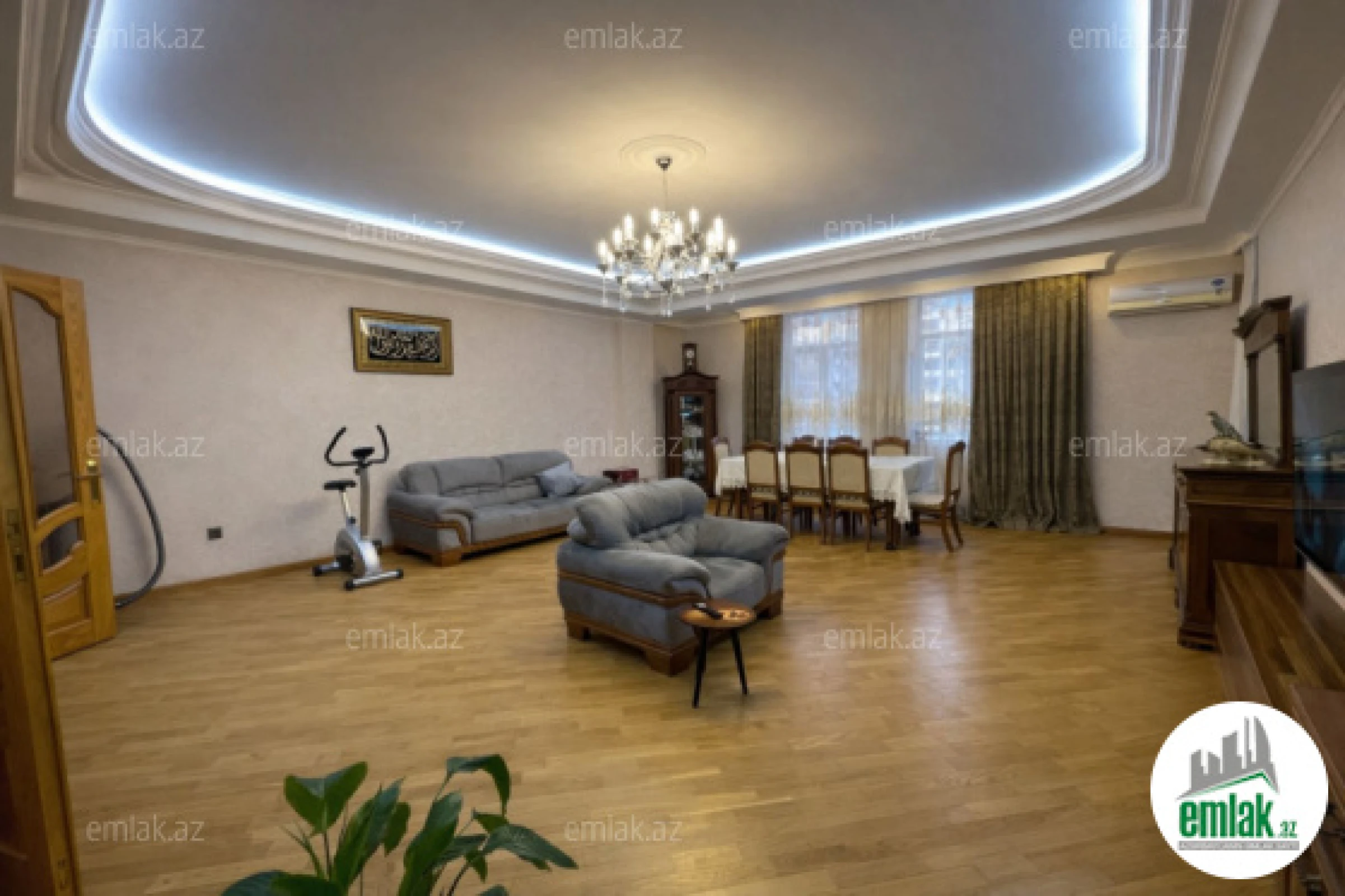 Satılır 3 otaqlı yeni tikili 170 m²