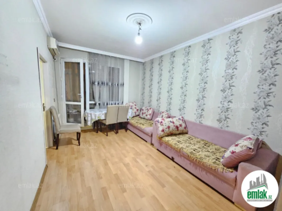 Satılır 3 otaqlı köhnə tikili 60 m²