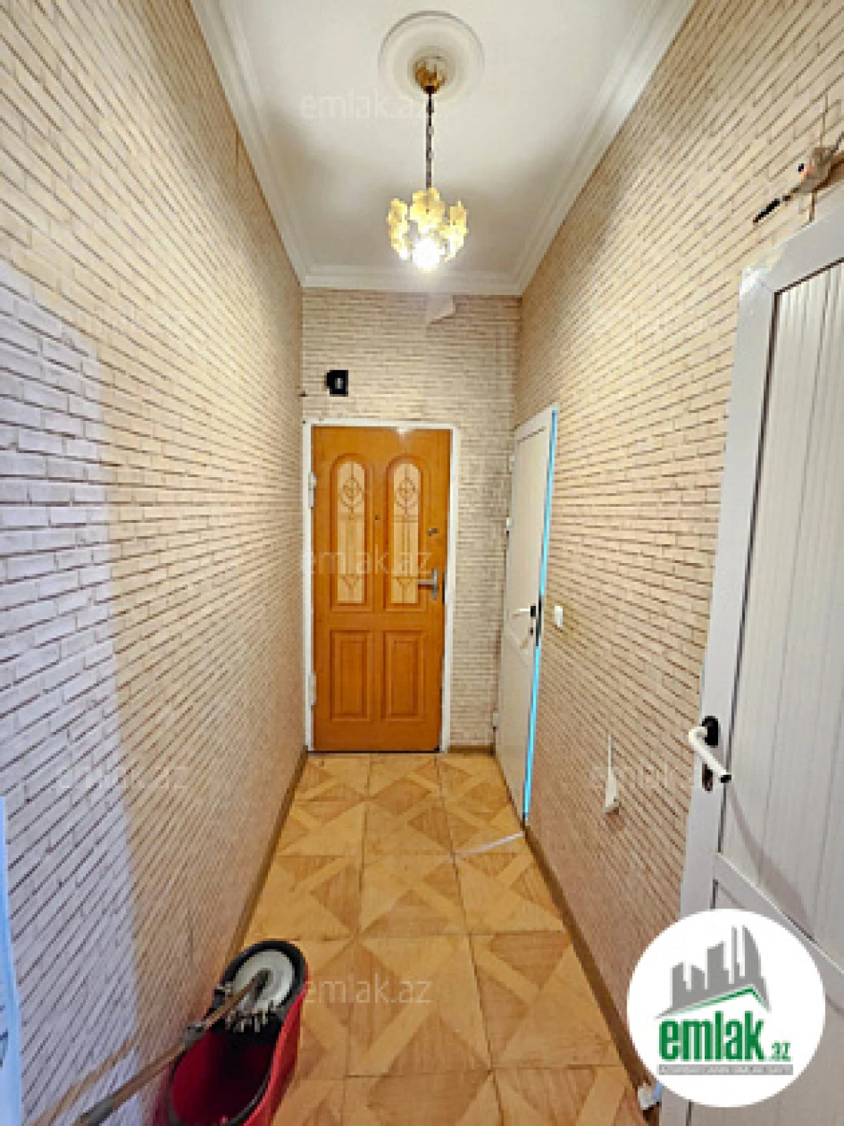 Satılır 3 otaqlı köhnə tikili 60 m²