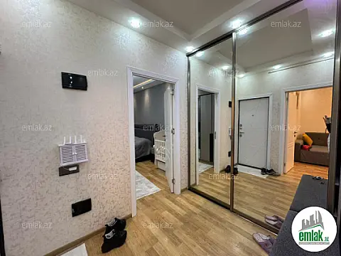 Satılır 2 otaqlı köhnə tikili 65 m²