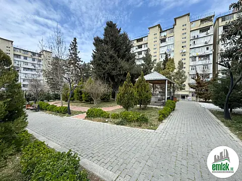 Satılır 2 otaqlı köhnə tikili 65 m²