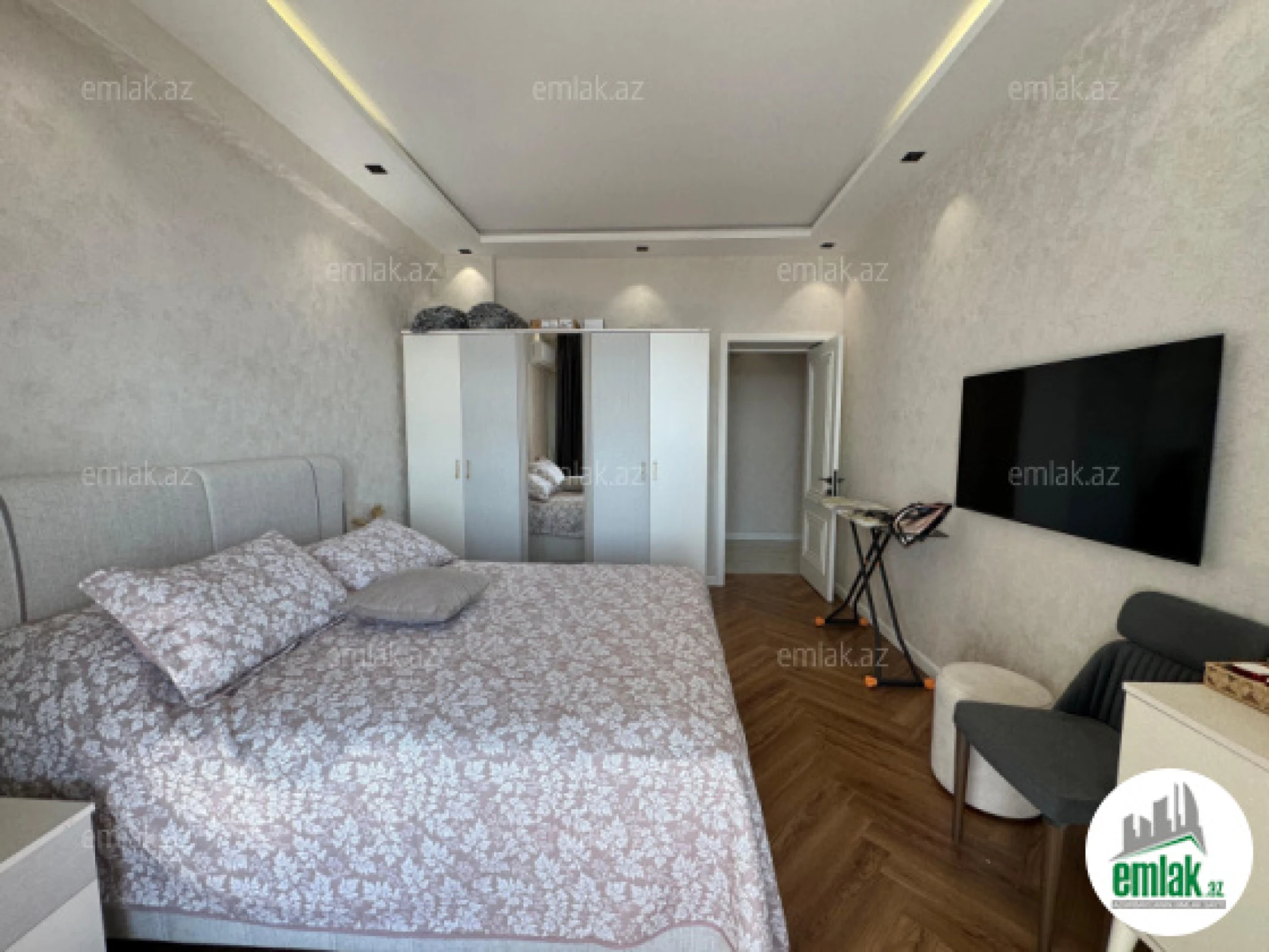 Satılır 3 otaqlı yeni tikili 97 m²