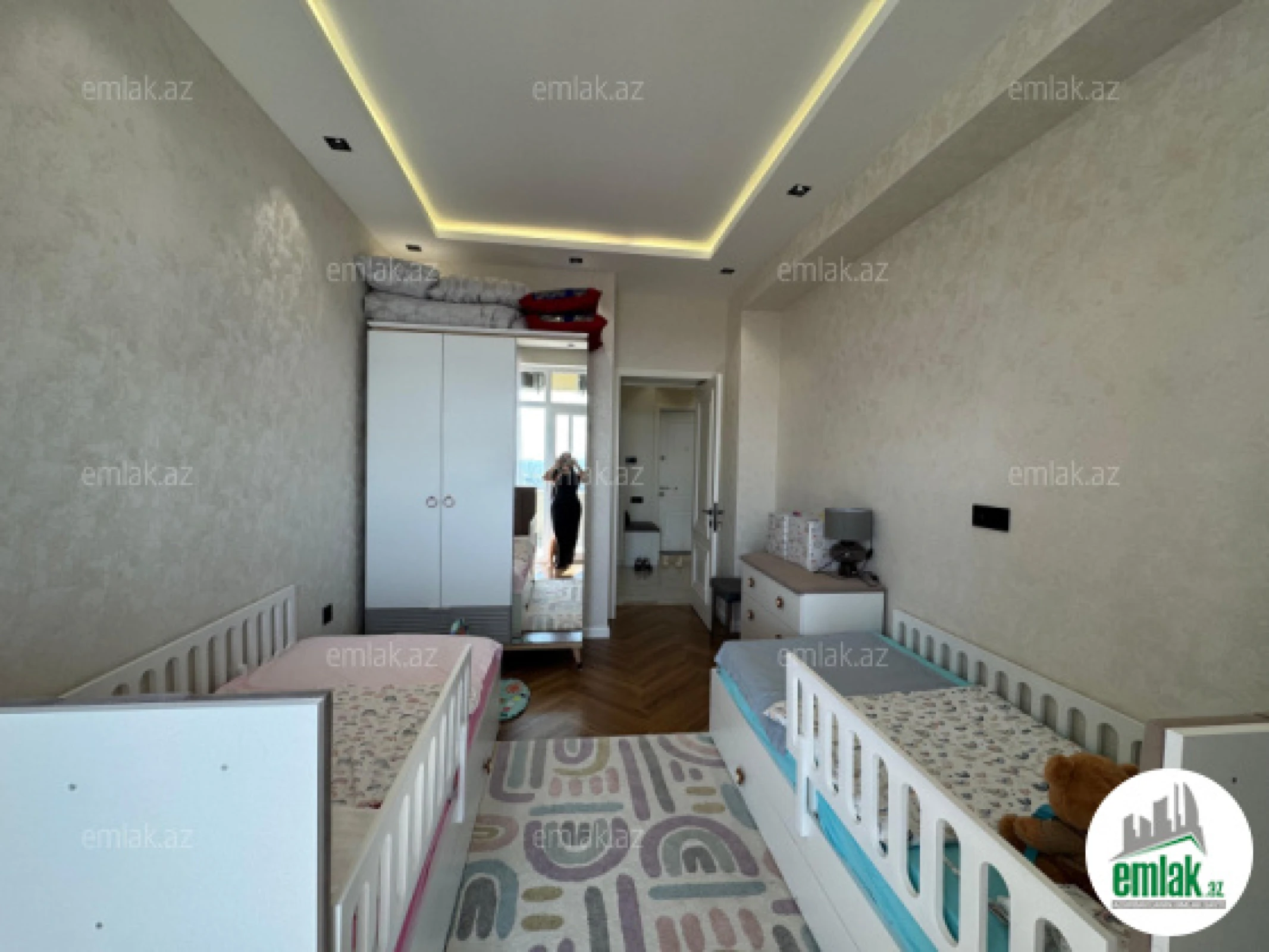 Satılır 3 otaqlı yeni tikili 97 m²