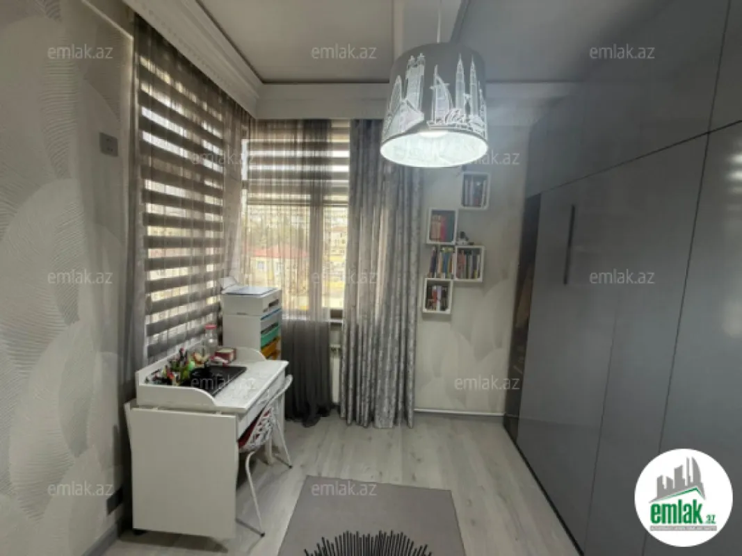 Satılır 3 otaqlı yeni tikili 90 m²