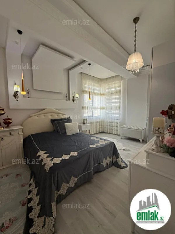 Satılır 3 otaqlı yeni tikili 90 m²