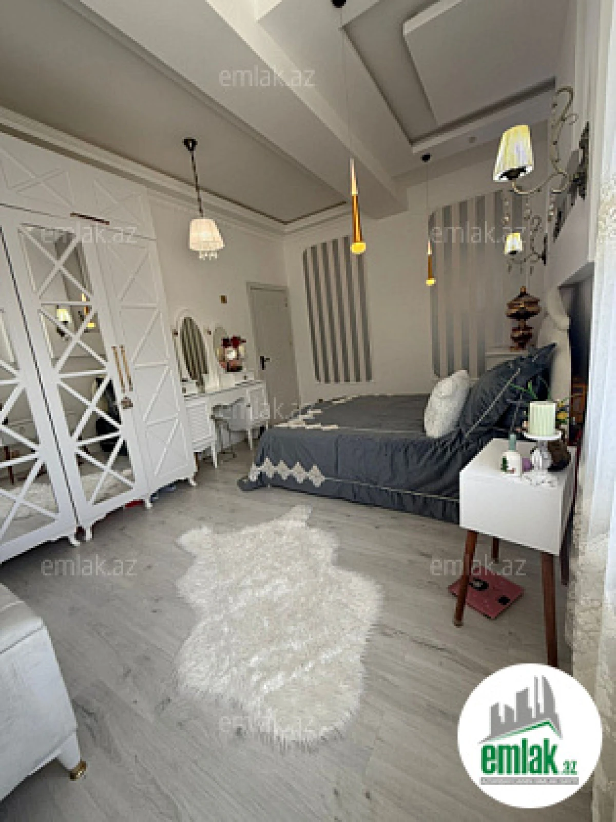 Satılır 3 otaqlı yeni tikili 90 m²