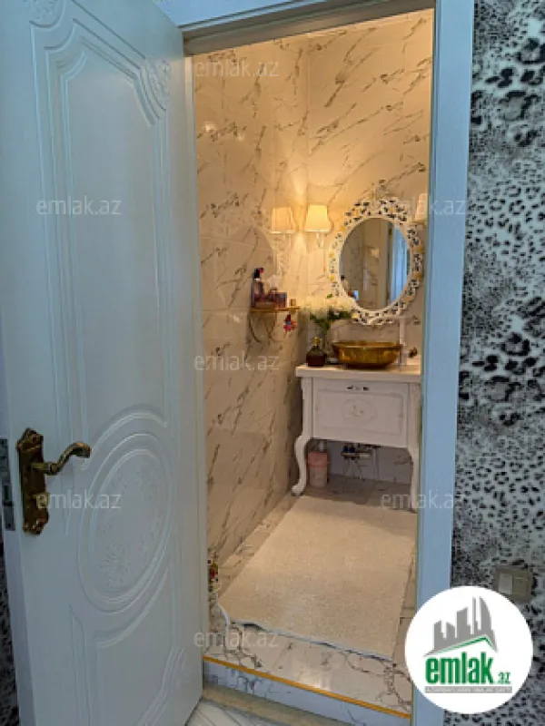 Satılır 3 otaqlı yeni tikili 90 m²