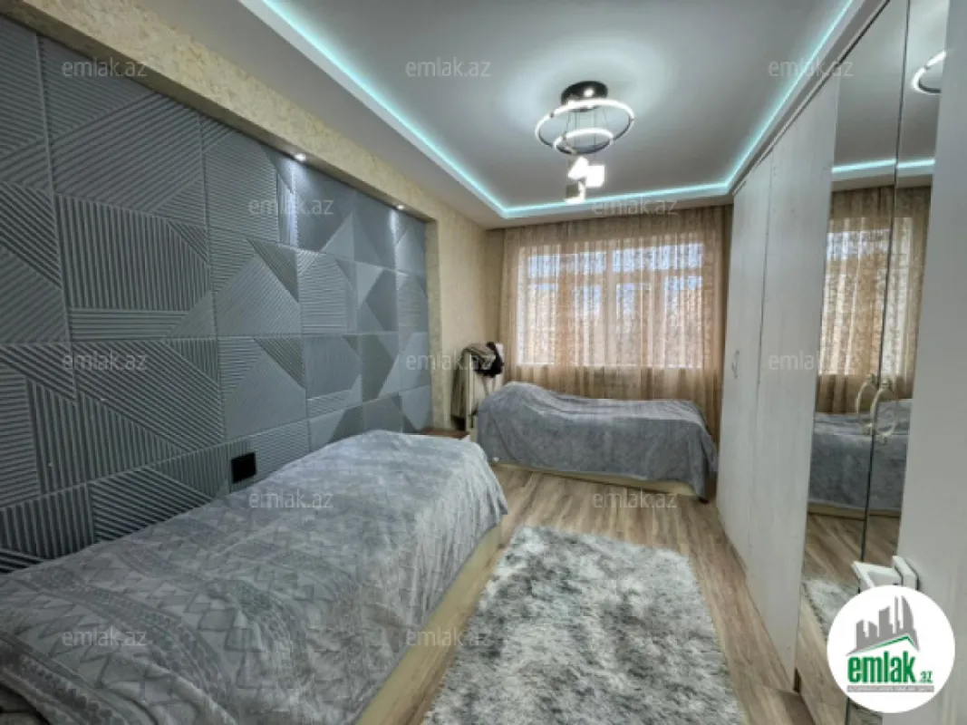 Satılır 3 otaqlı köhnə tikili 75 m²