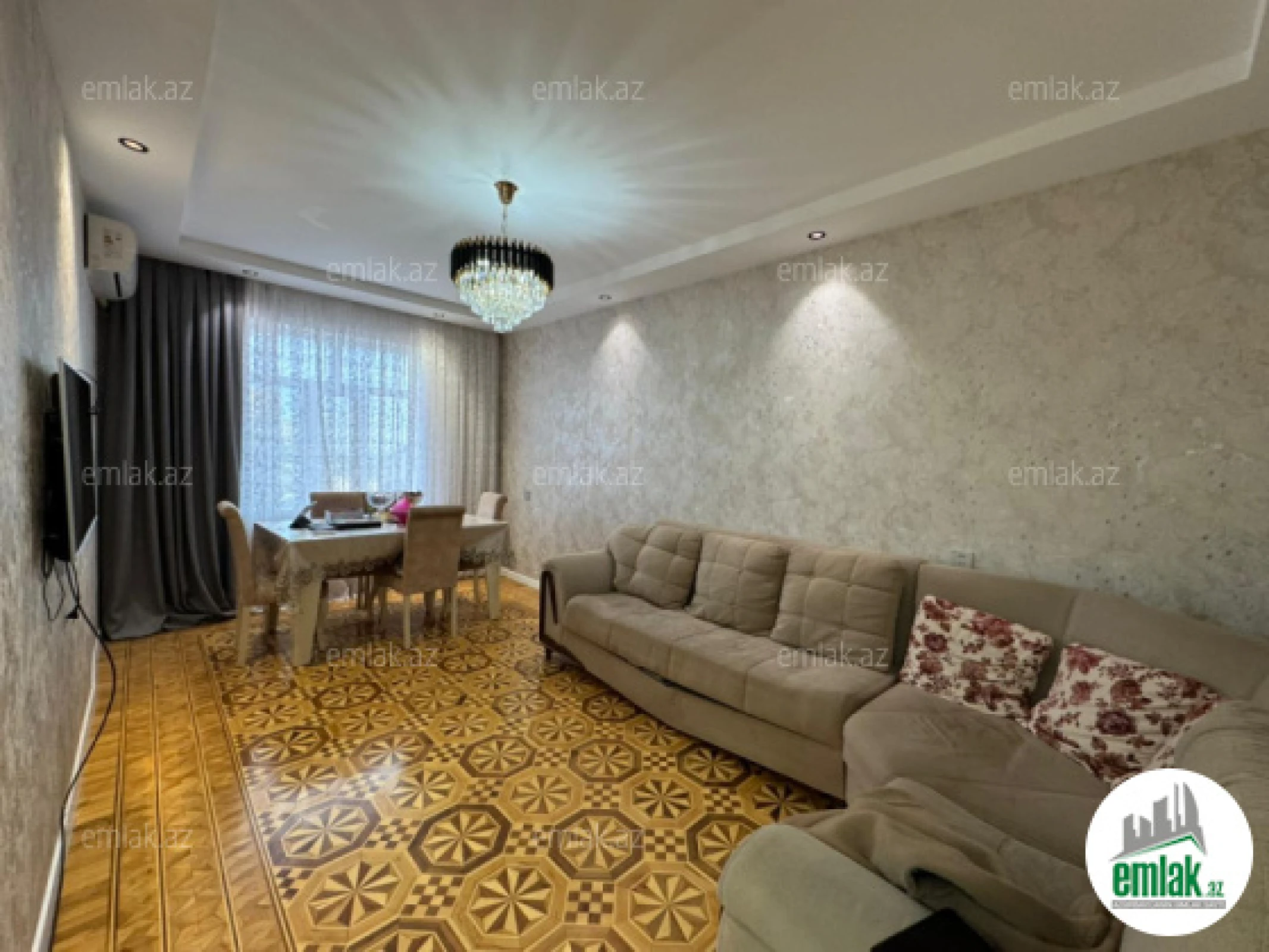 Satılır 3 otaqlı köhnə tikili 75 m²