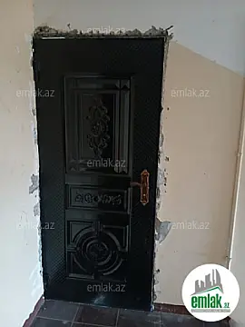 Satılır 2 otaqlı köhnə tikili 70 m²
