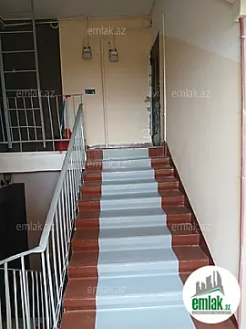 Satılır 2 otaqlı köhnə tikili 70 m²