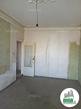 Satılır 2 otaqlı köhnə tikili 70 m²