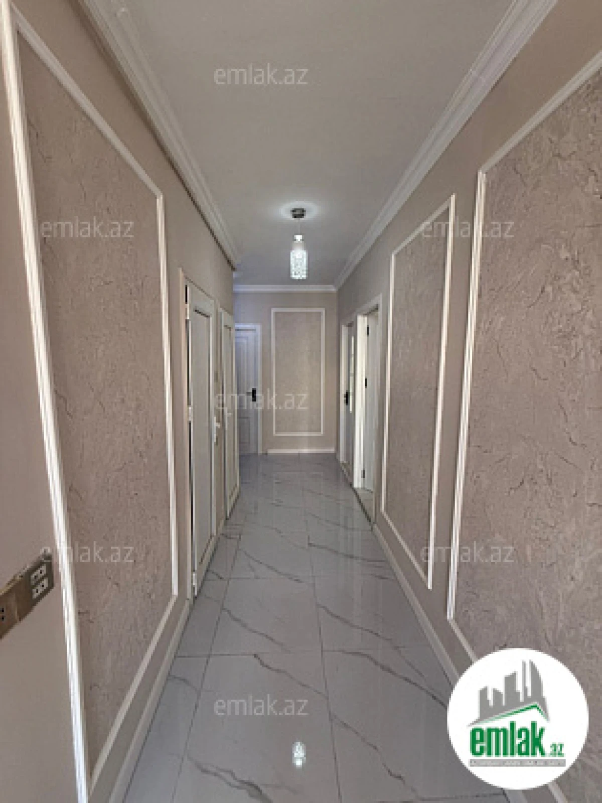 Satılır 3 otaqlı köhnə tikili 85 m²