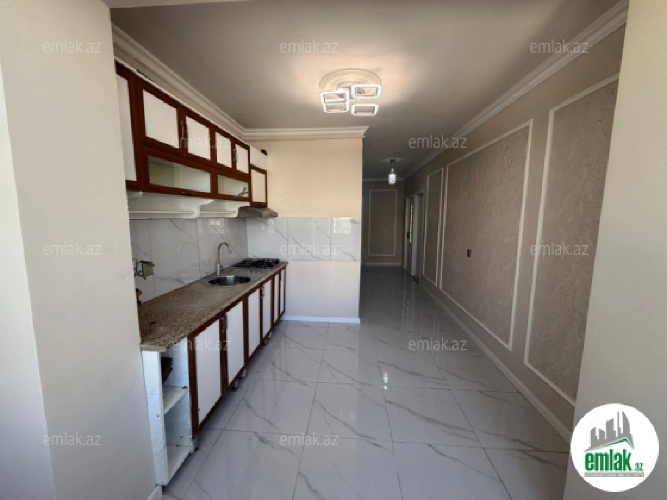 Satılır 3 otaqlı köhnə tikili 85 m²