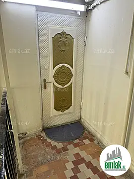 Satılır 3 otaqlı köhnə tikili 85 m²