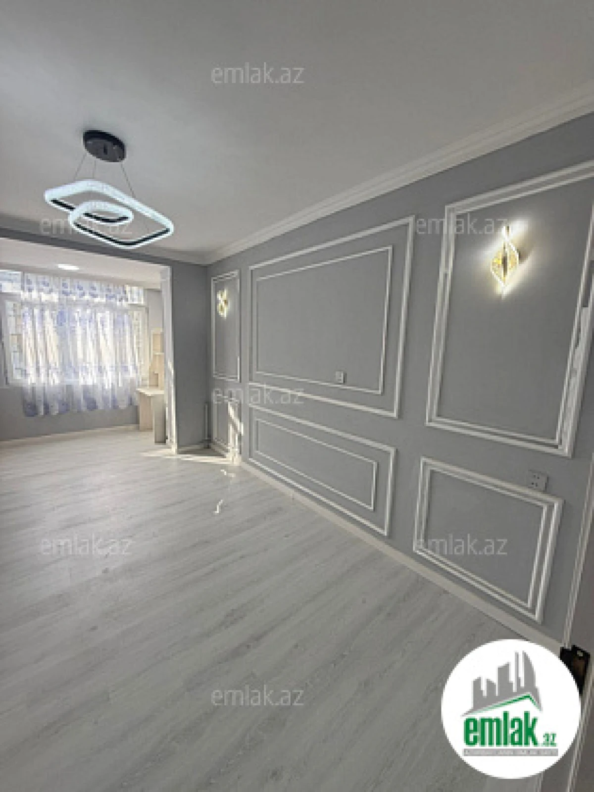 Satılır 3 otaqlı köhnə tikili 85 m²