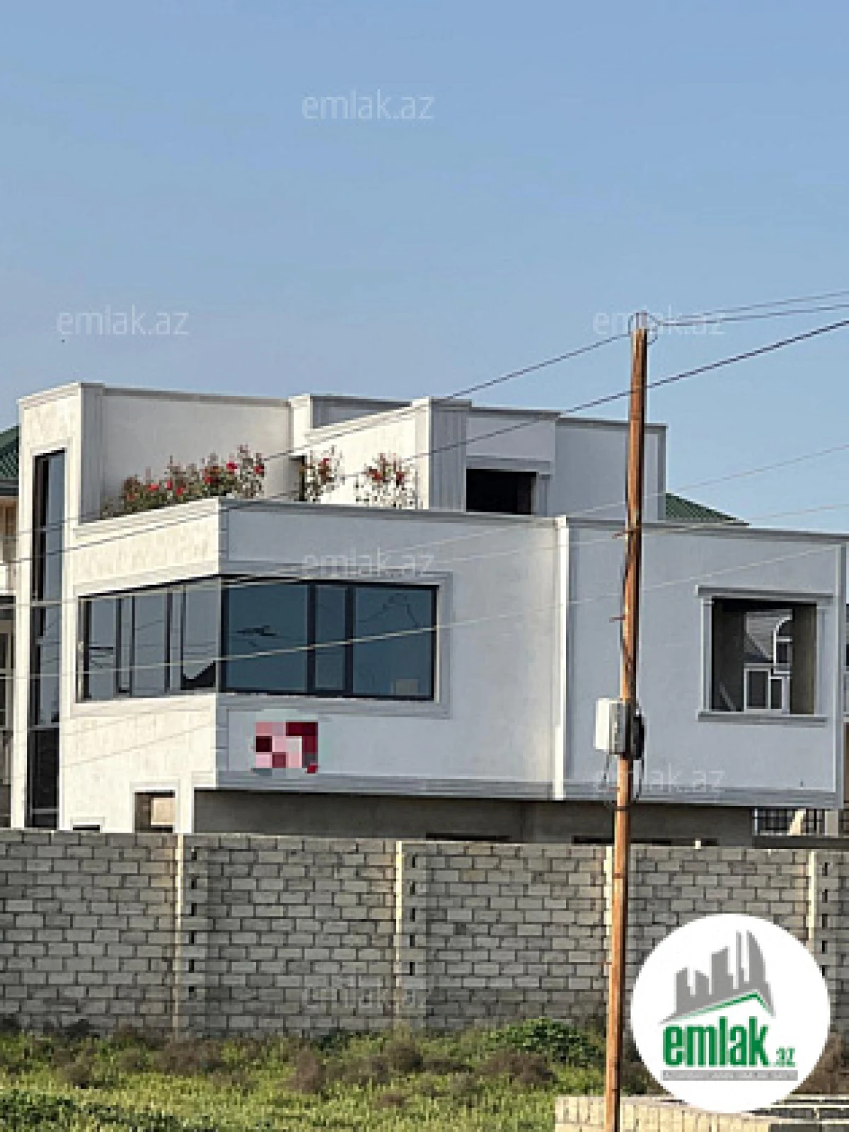 Satılır 4 otaqlı həyət evi 200 m²