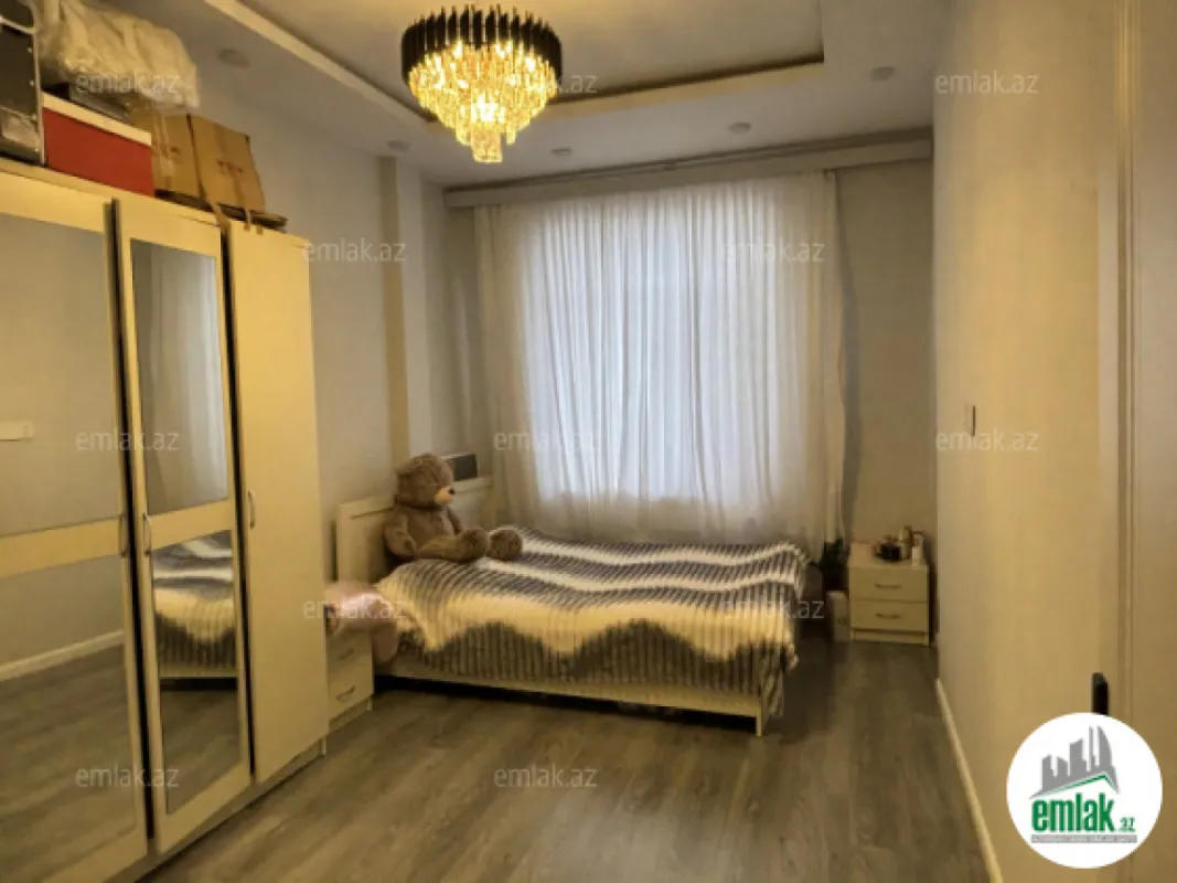 Satılır 3 otaqlı yeni tikili 75 m²