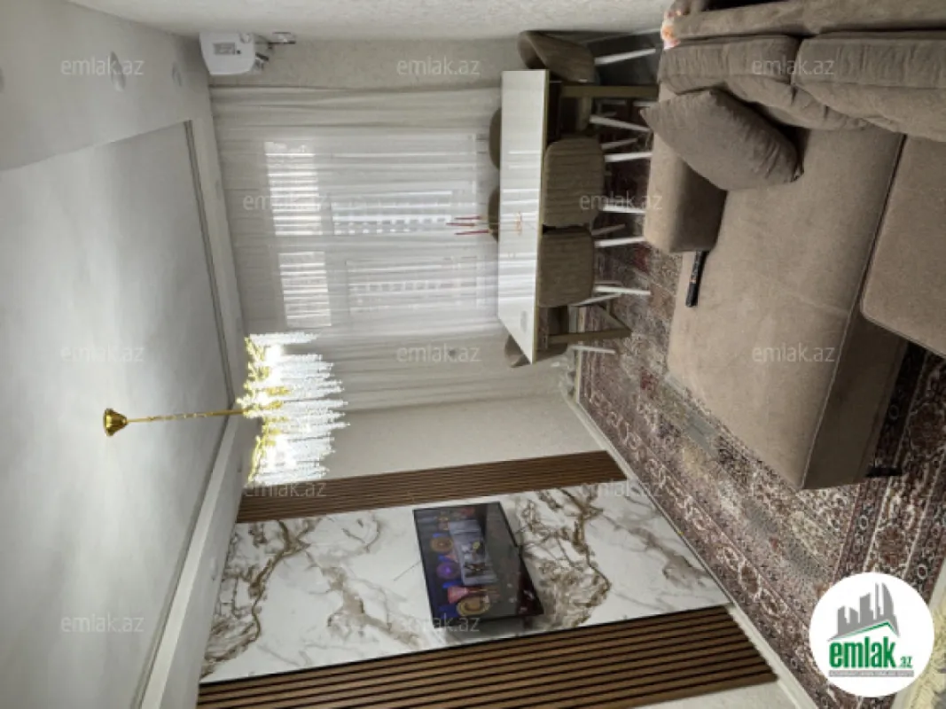 Satılır 3 otaqlı yeni tikili 75 m²