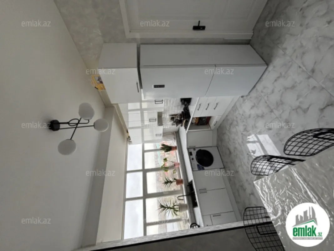 Satılır 3 otaqlı yeni tikili 75 m²