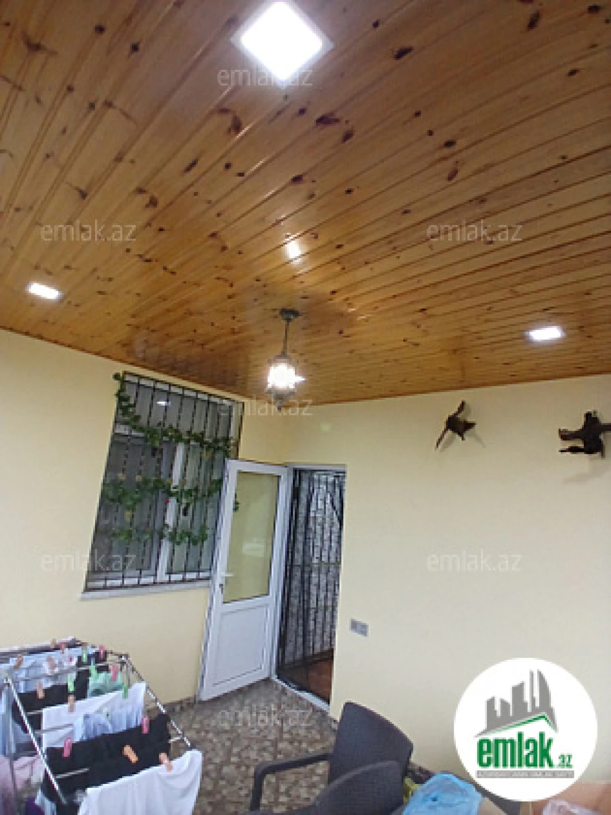 Satılır 4 otaqlı köhnə tikili 110 m²