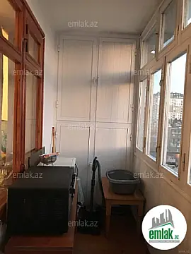 Satılır 3 otaqlı köhnə tikili 78 m²
