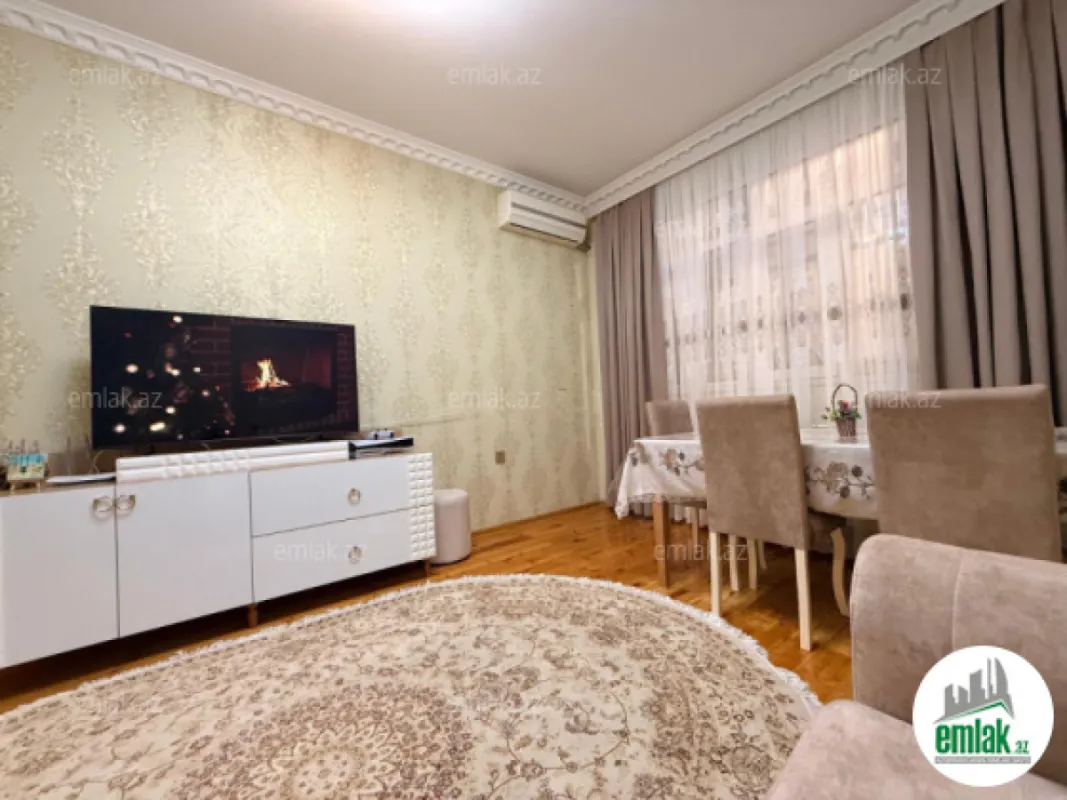 Satılır 2 otaqlı yeni tikili 72 m²
