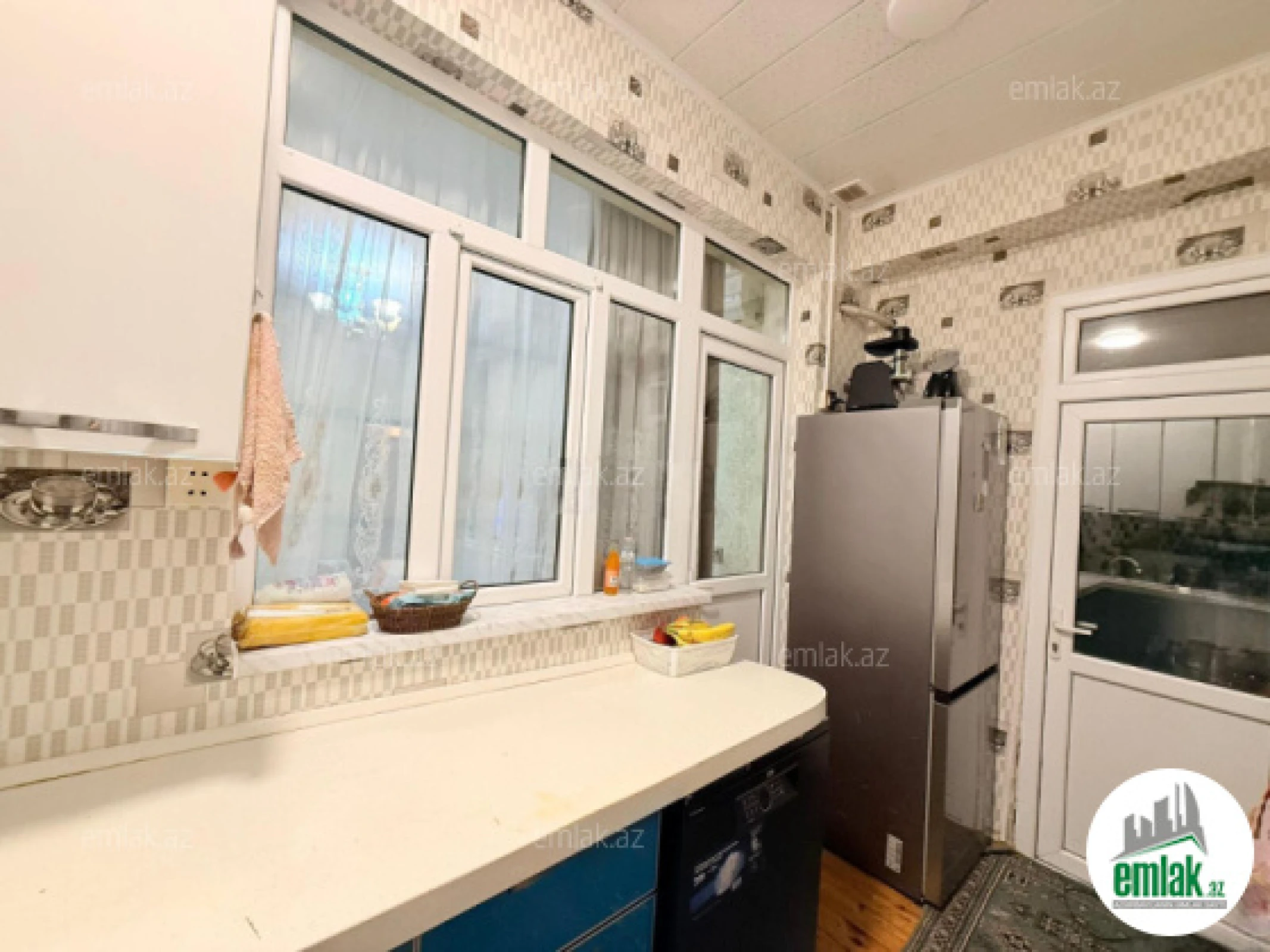 Satılır 2 otaqlı yeni tikili 72 m²