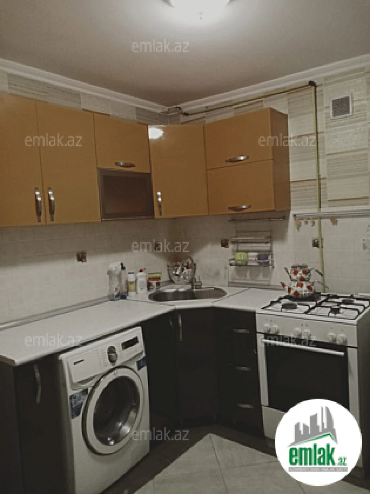 Satılır 1 otaqlı köhnə tikili 38 m²