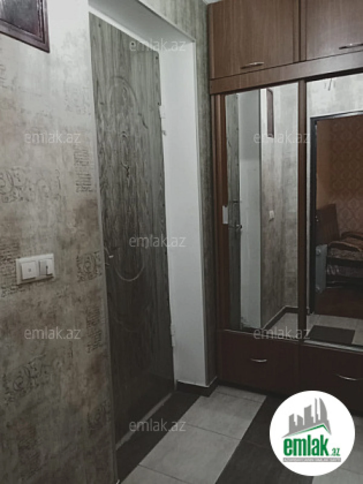 Satılır 1 otaqlı köhnə tikili 38 m²
