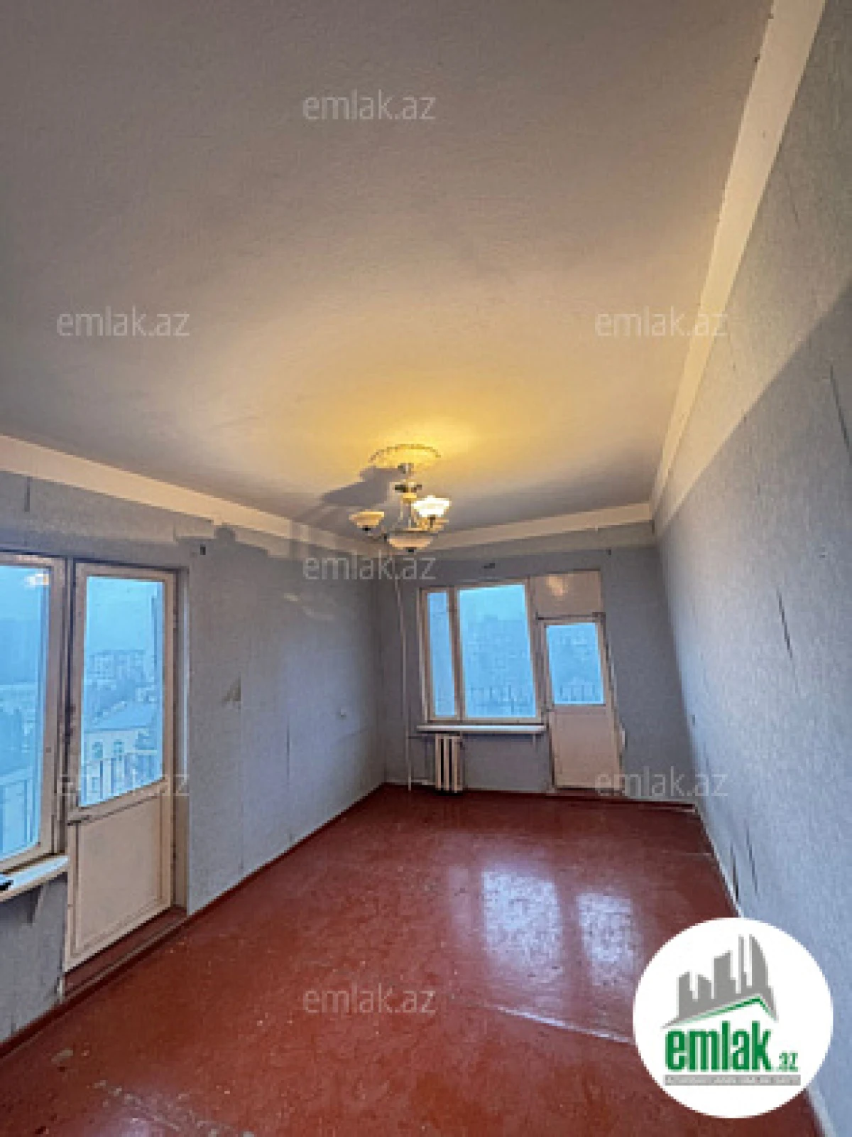 Satılır 2 otaqlı köhnə tikili 50 m²