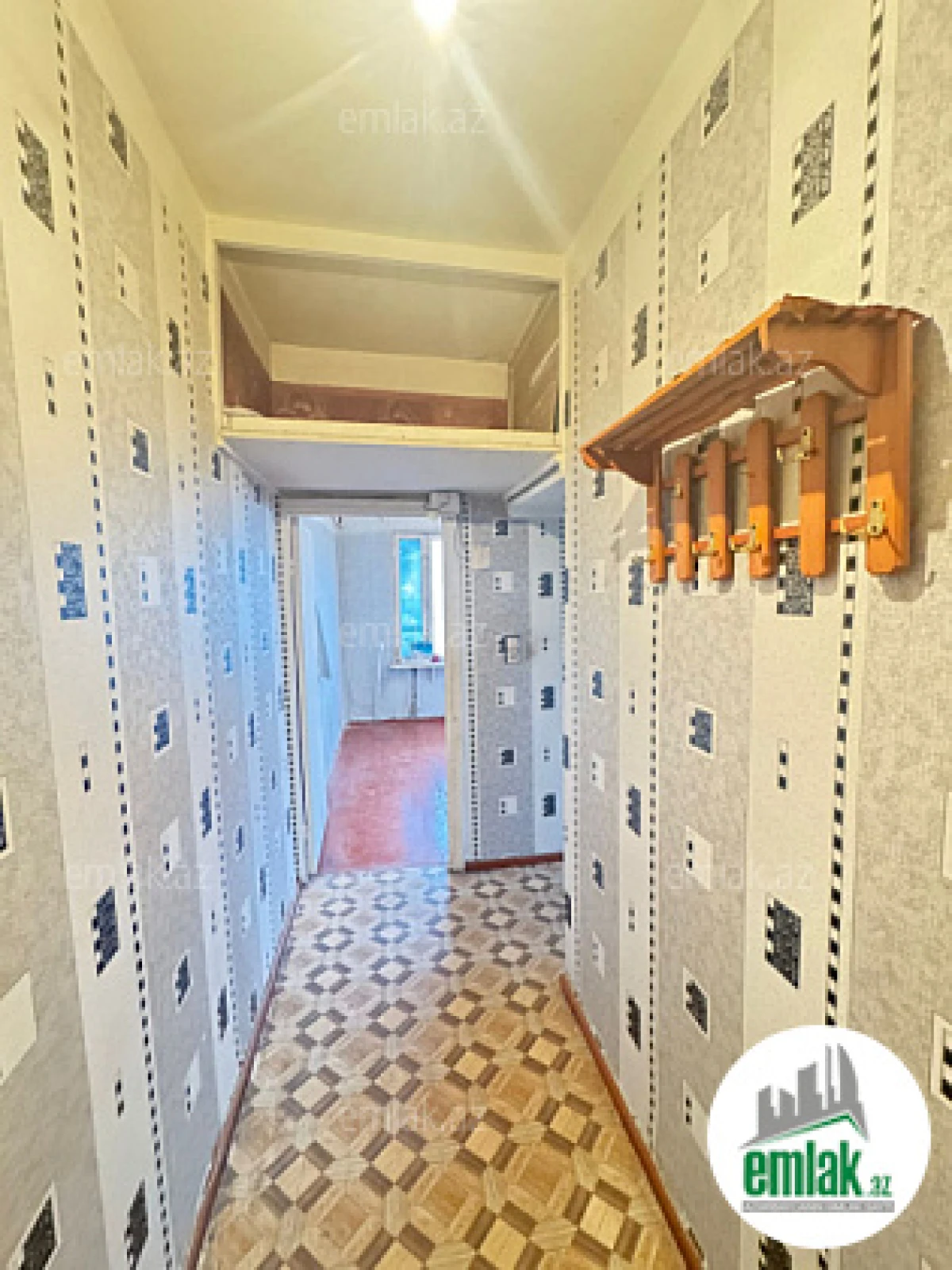 Satılır 2 otaqlı köhnə tikili 50 m²