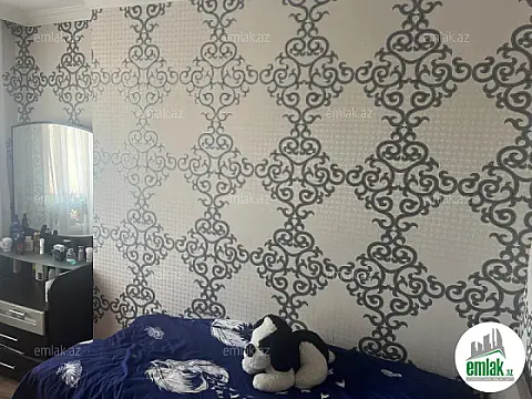 Satılır 3 otaqlı köhnə tikili 85 m²