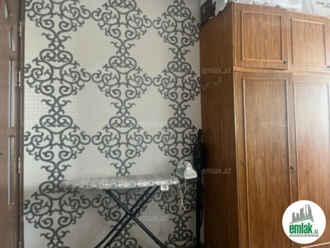 Satılır 3 otaqlı köhnə tikili 85 m²