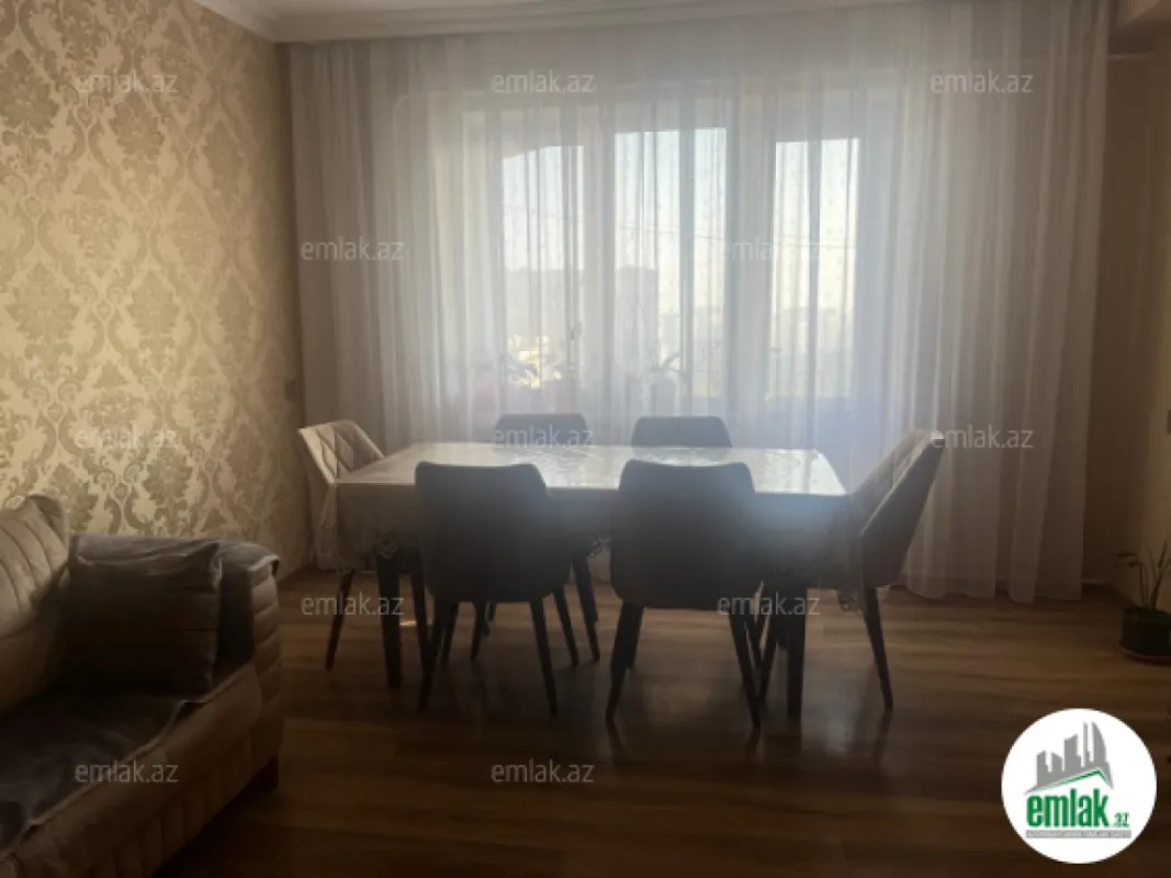 Satılır 3 otaqlı köhnə tikili 85 m²