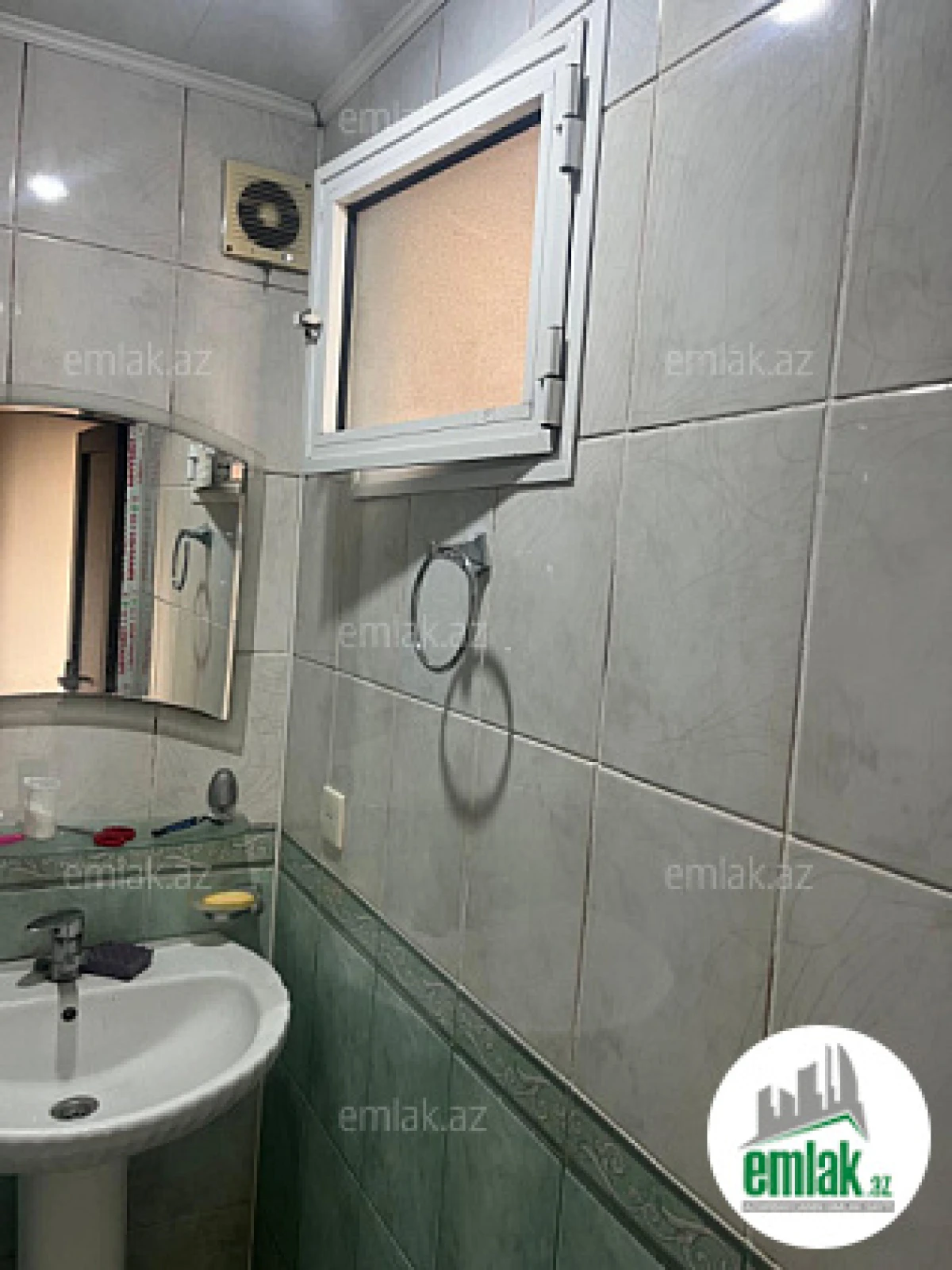 Satılır 3 otaqlı köhnə tikili 85 m²