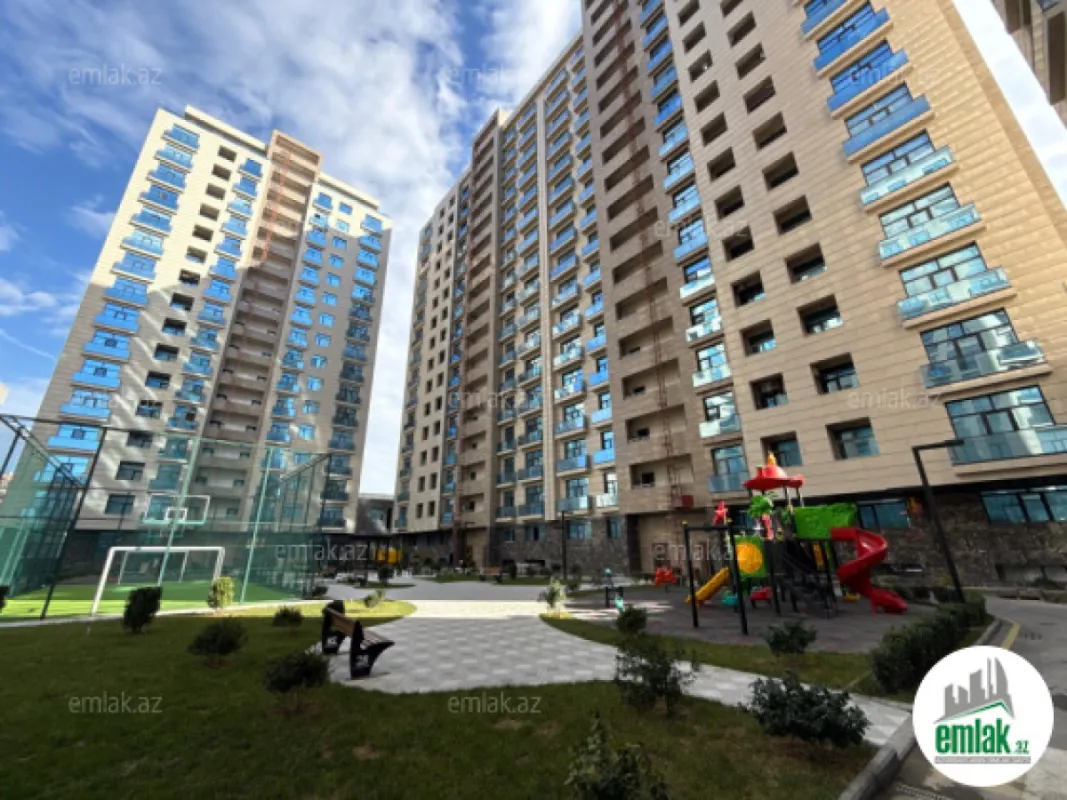 Satılır 4 otaqlı yeni tikili 195 m²