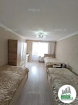 Satılır 3 otaqlı köhnə tikili 75 m²