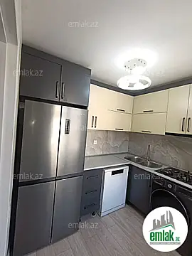 Satılır 3 otaqlı köhnə tikili 75 m²