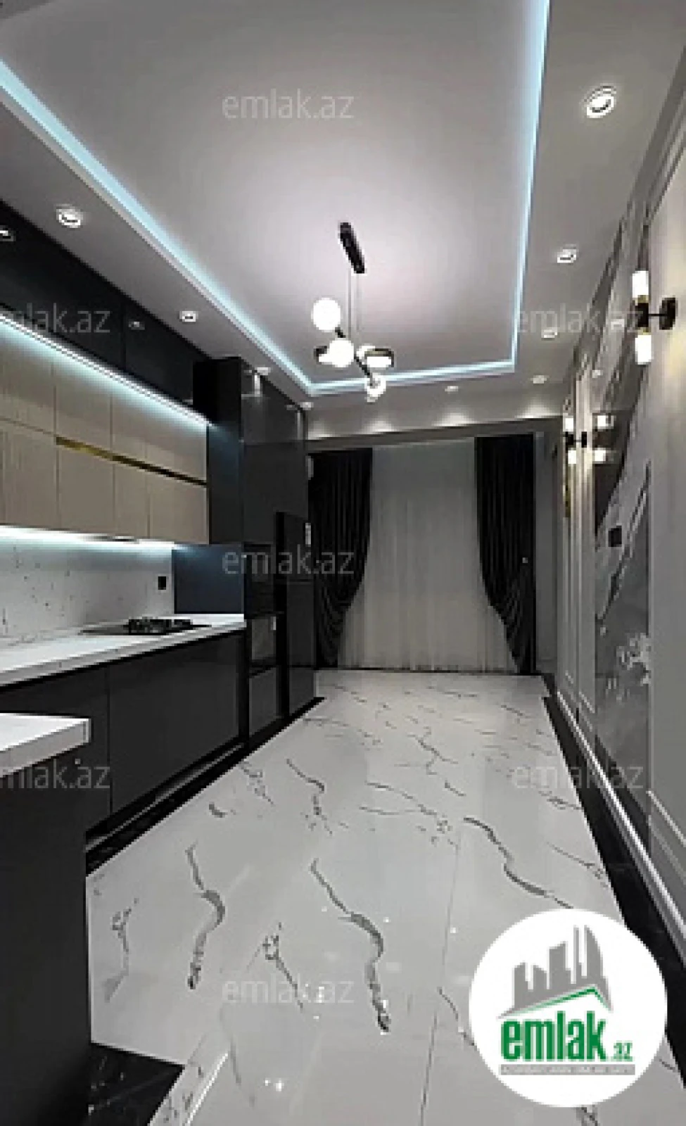 Satılır 3 otaqlı yeni tikili 137 m²